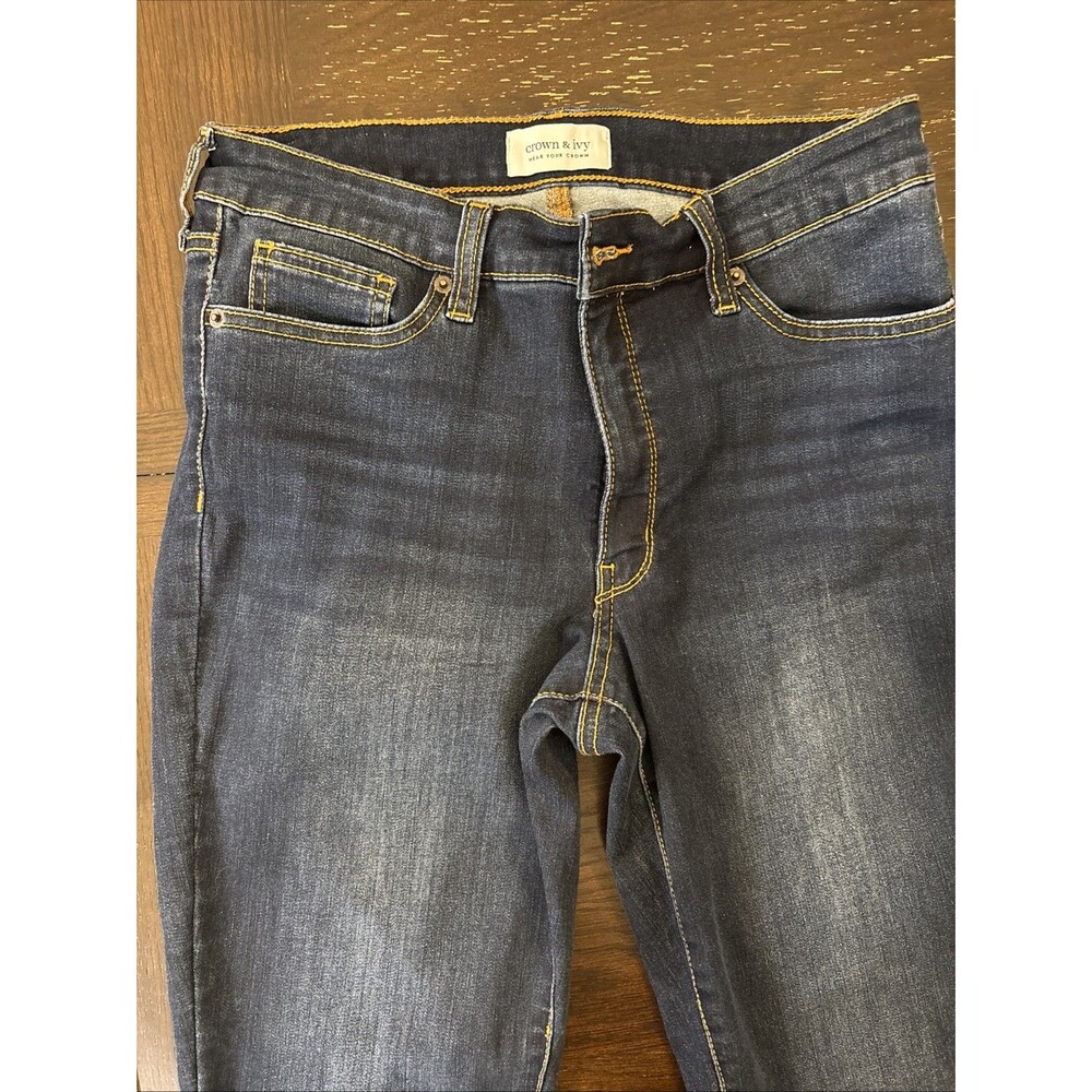 Crown & Ivy Mid Rise Skinny Jeans Size 10  Women’s Blue Slimming Denim